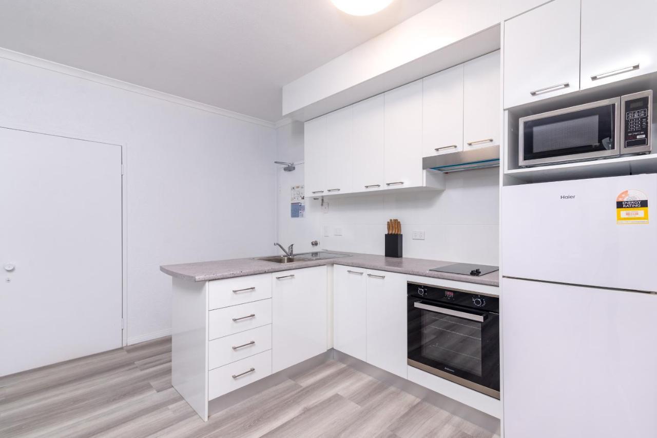 Seascape Holidays - Coral Apartments พอร์ตดักกลาส ภายนอก รูปภาพ