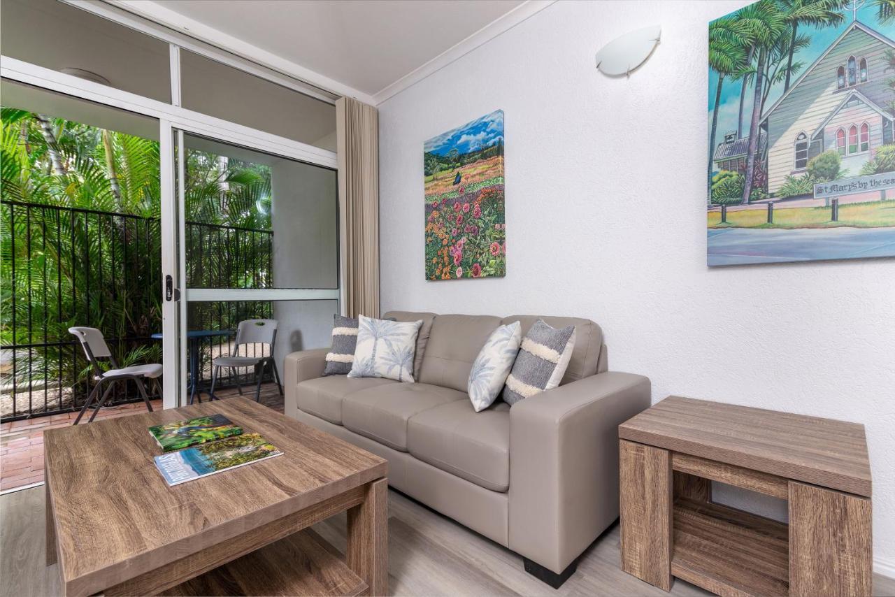 Seascape Holidays - Coral Apartments พอร์ตดักกลาส ภายนอก รูปภาพ