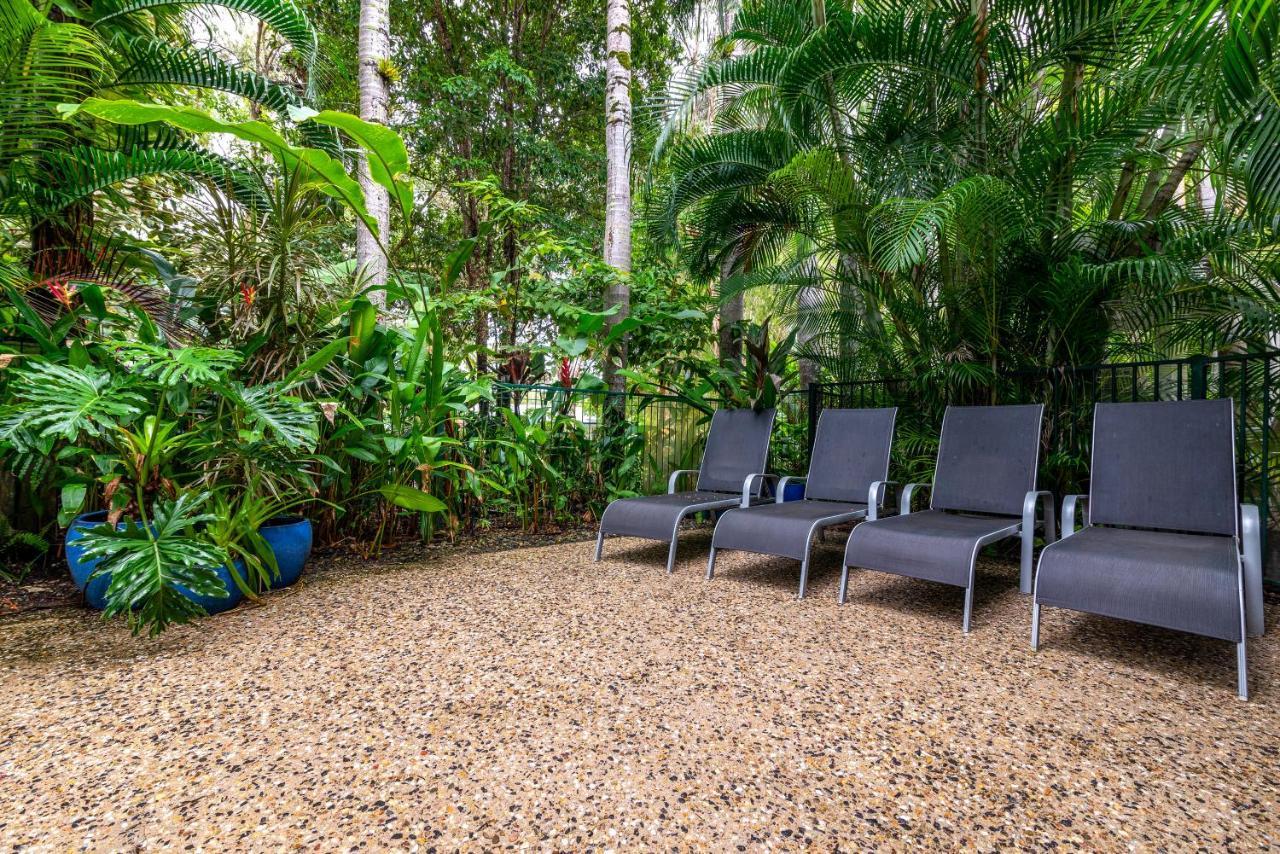 Seascape Holidays - Coral Apartments พอร์ตดักกลาส ภายนอก รูปภาพ