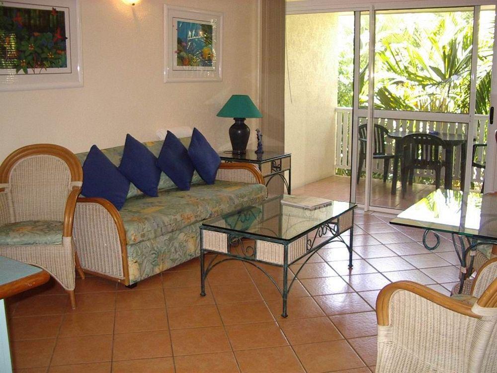 Seascape Holidays - Coral Apartments พอร์ตดักกลาส ภายนอก รูปภาพ